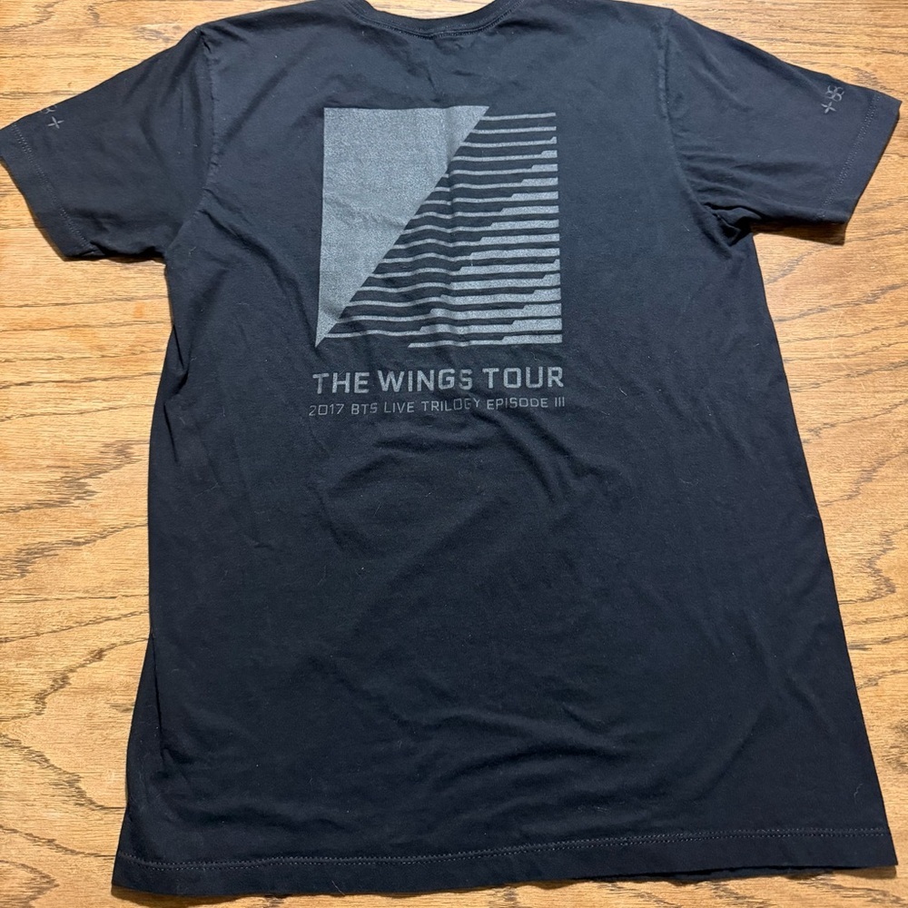 BTS The Wings Tour 2017 BTS Live Trilogy Episode III Tee - Picture 5 of 7